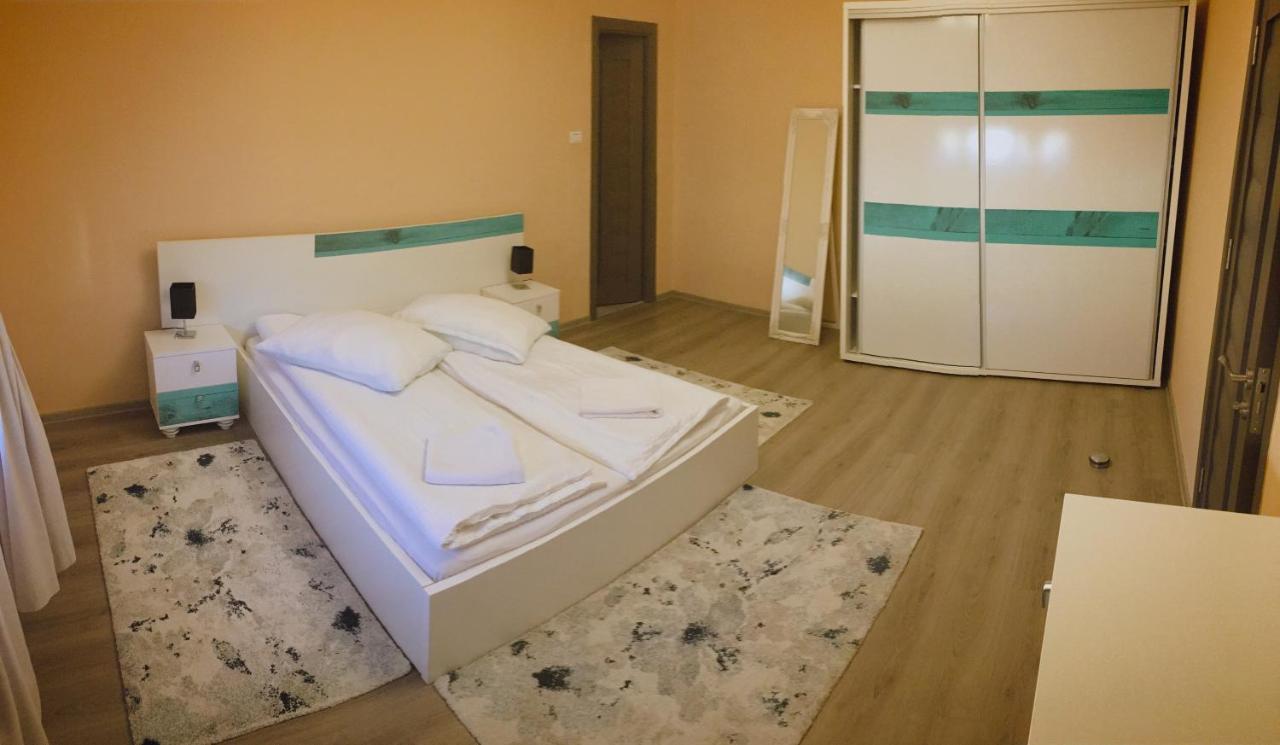 Appartement Milan House à Arad Extérieur photo